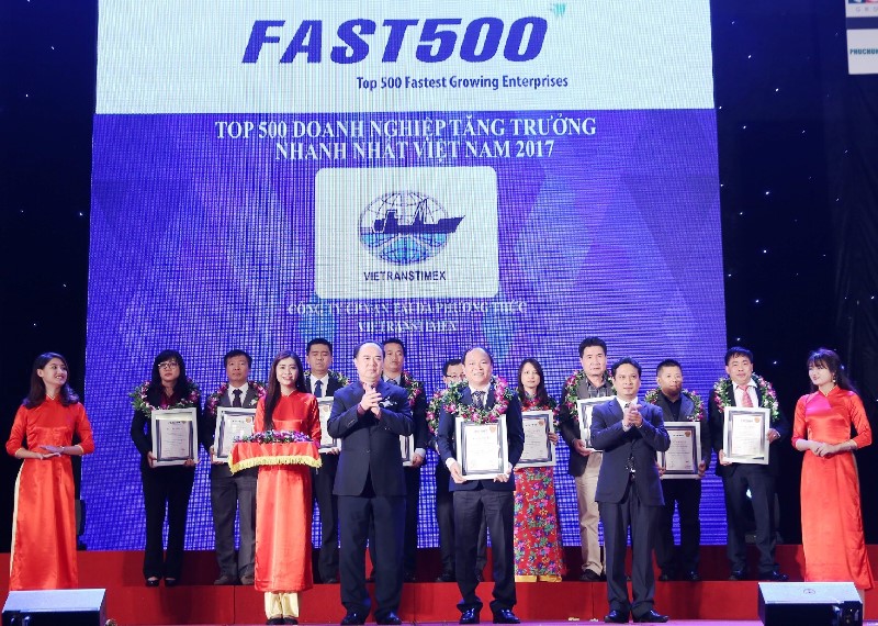 VIETRANSTIMEX tiếp tục lọt vào Bảng xếp hạng Top 500 doanh nghiệp tăng trưởng và triển vọng xuất sắc nhất Việt Nam năm 2017